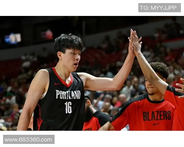 杨瀚森首秀表现出色助攻精彩引发全场瞩目与热议